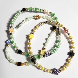 3 bracelets ditsy daisy bead beaded cats eye